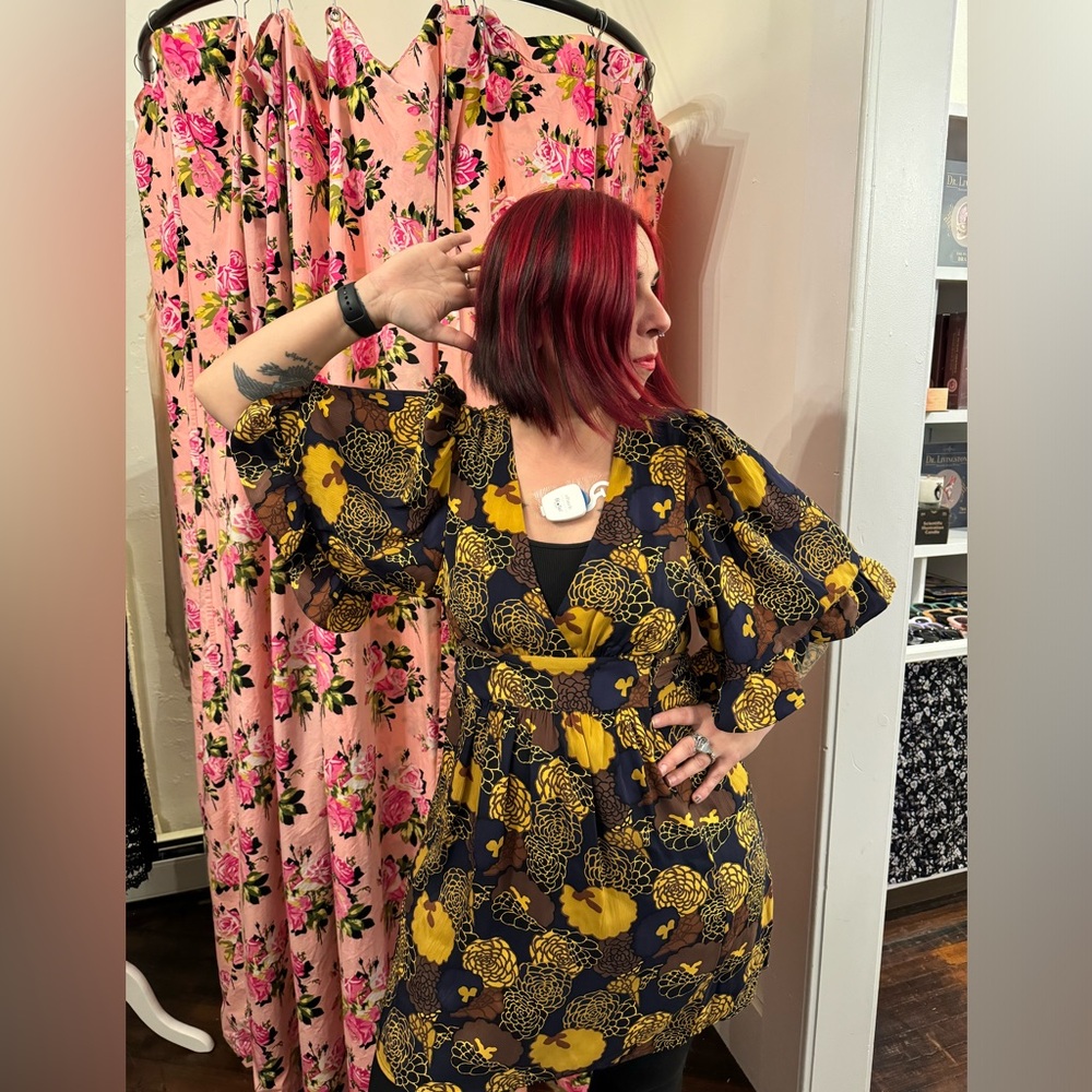 Betsey Johnson Dress Silk Y2K era - Picture 2 of 7